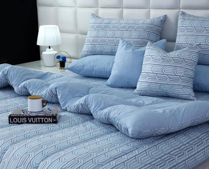 8 PCs Winter Razai Set-Blue Shapes Comforters Apricot