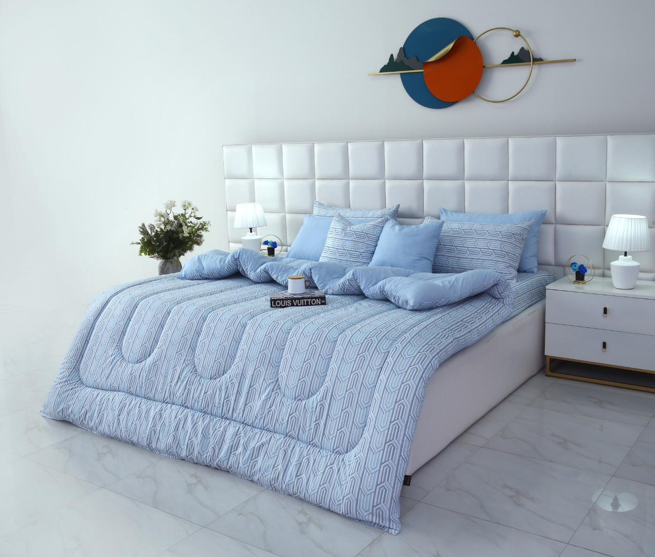 8 PCs Winter Razai Set-Blue Shapes Comforters Apricot