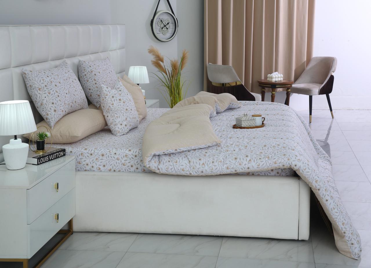 8 PCs Winter Razai Set-Corsage Flower Comforters Apricot