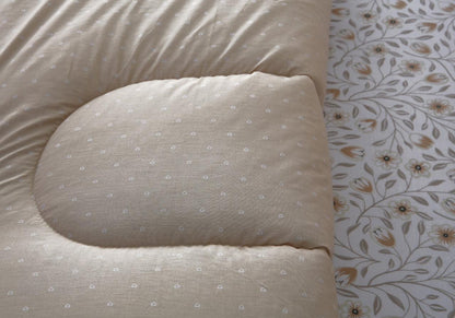 8 PCs Winter Razai Set-Corsage Flower Comforters Apricot