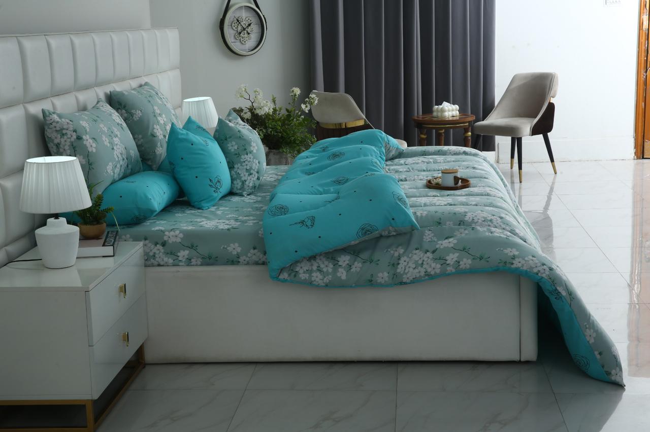 8 PCs Winter Razai Set-White Flowers Comforters Apricot