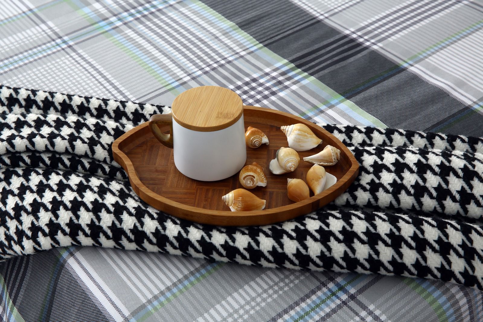 3 PCs Double Bed Sheet-DB196 Bed Sheets Apricot