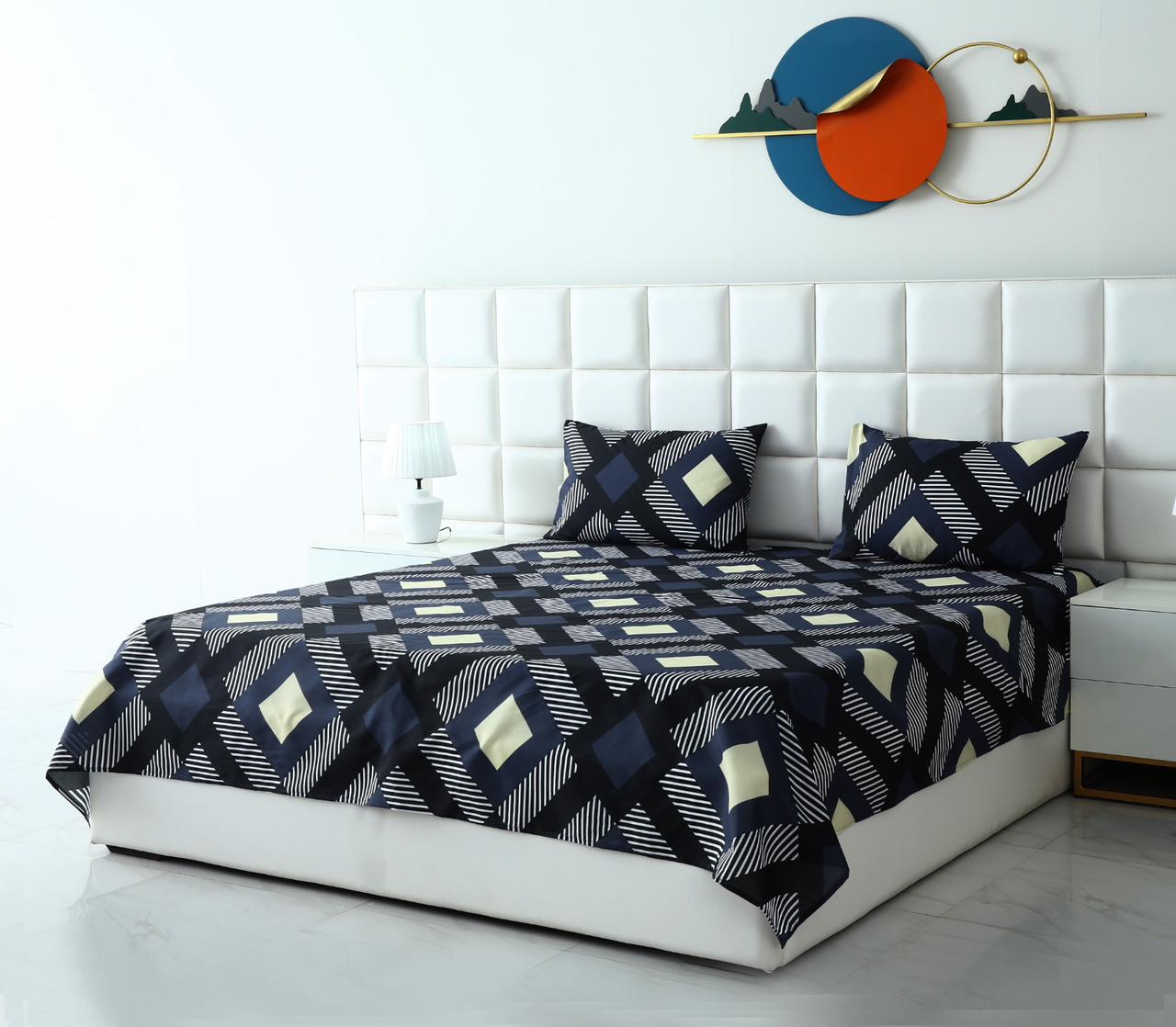 3 PCs Double Bed Sheet-Black Art Bed Sheets Apricot