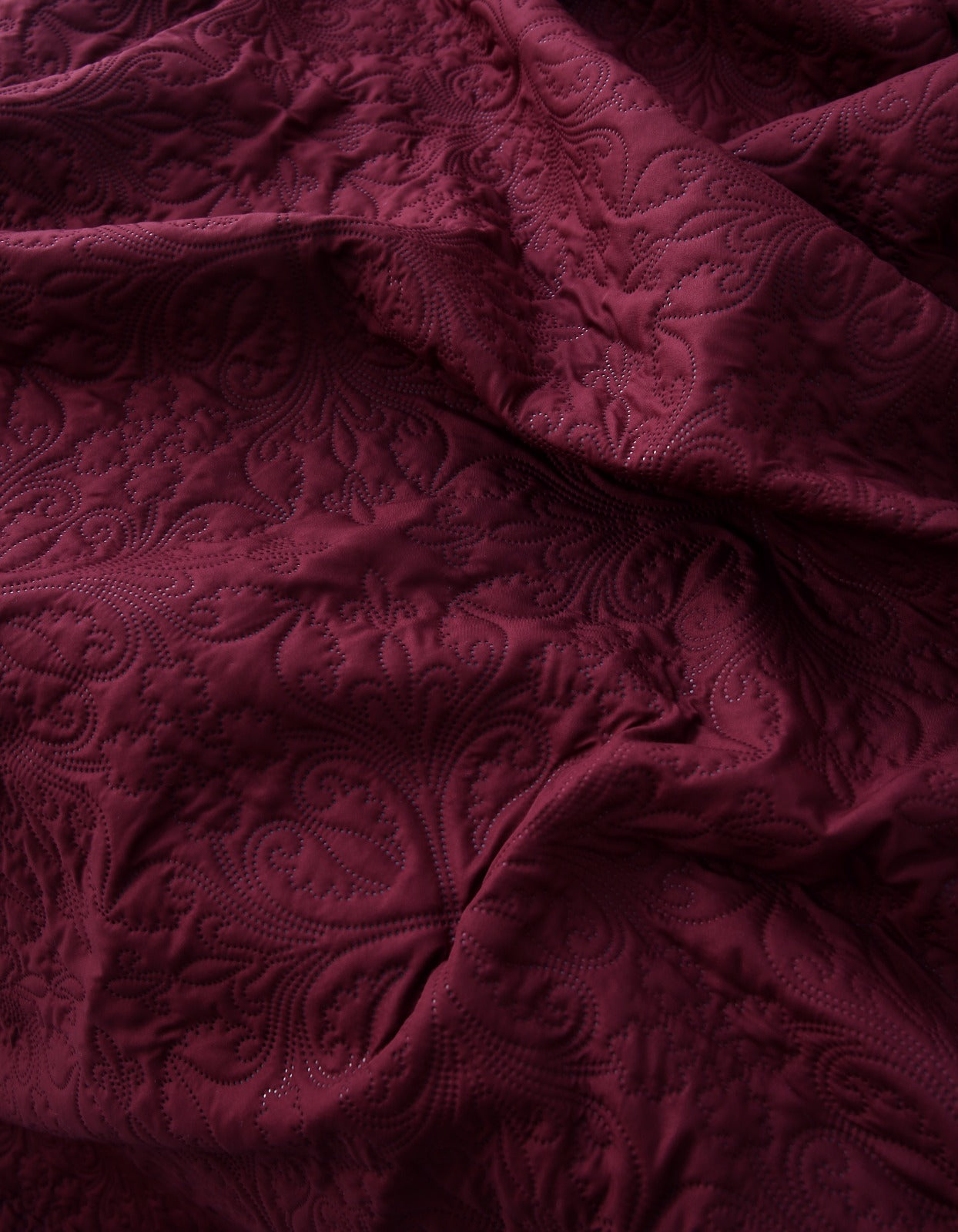 6 PCs Luxury Bed Spread Set-Plum Bed Spread Apricot