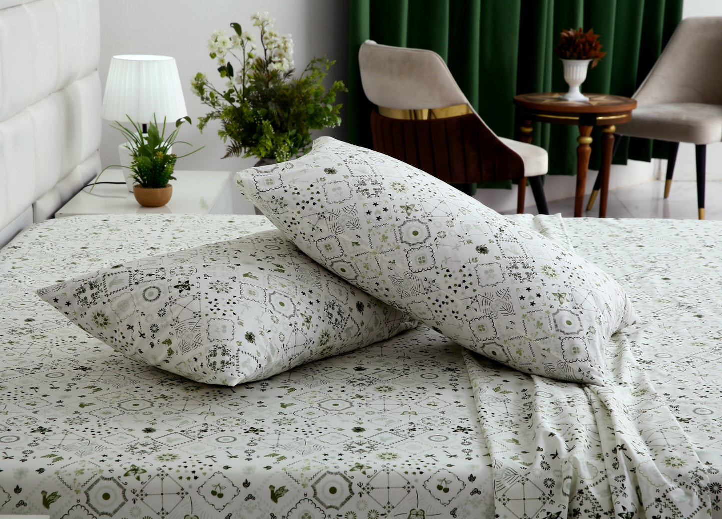 3 PCs Double Bed Sheet With Same Packing-Floral Patchwork Bed Sheets Apricot