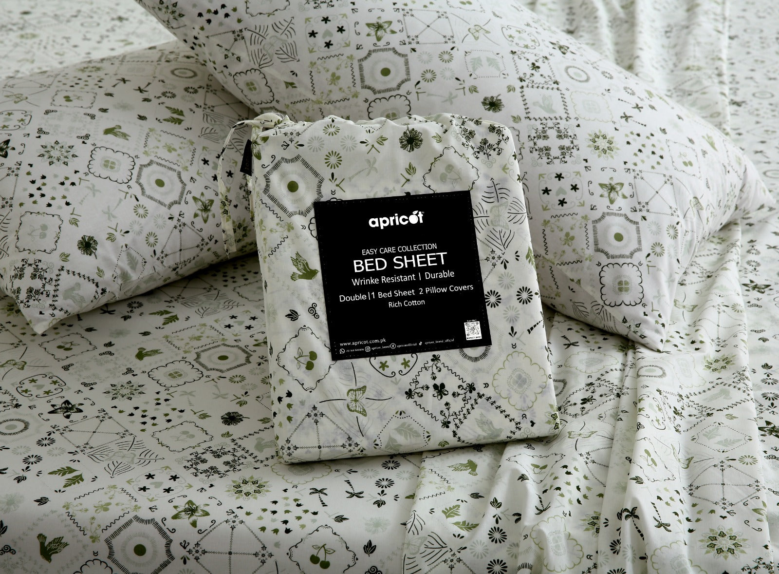 3 PCs Double Bed Sheet With Same Packing-Floral Patchwork Bed Sheets Apricot