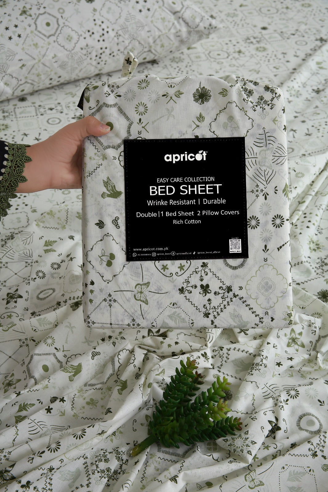 3 PCs Double Bed Sheet With Same Packing-Floral Patchwork Bed Sheets Apricot