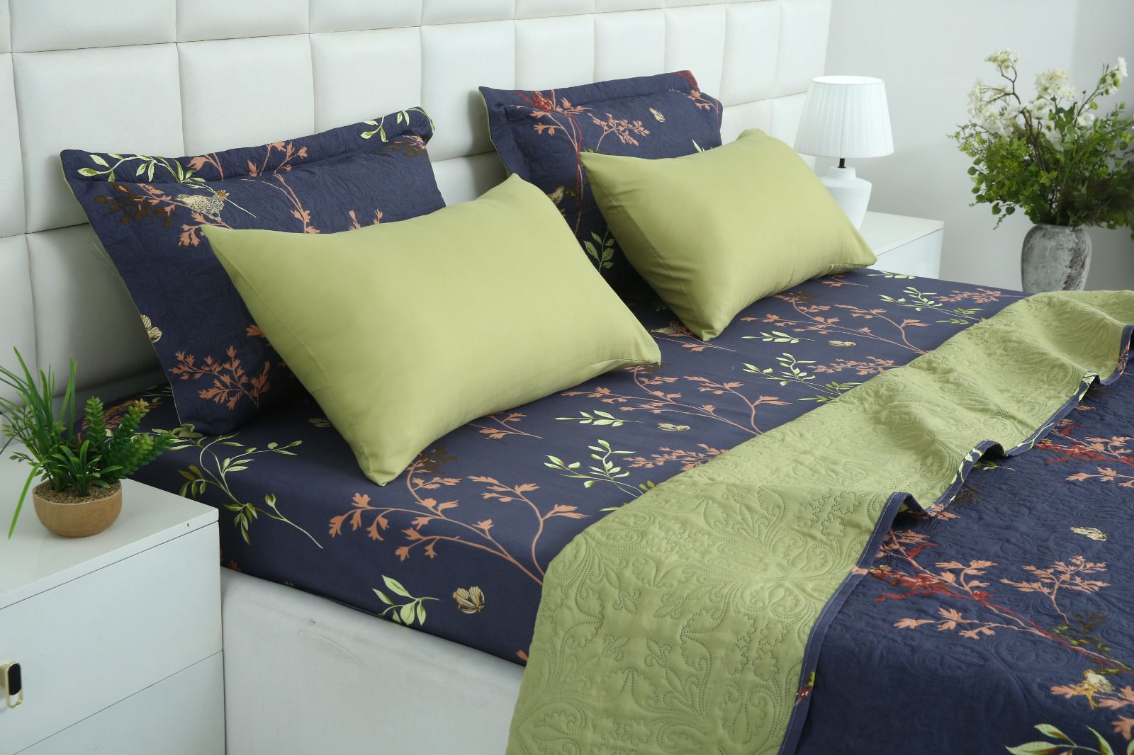 6 PCs Bed Spread Set- Retro Leaf Bed Spread Apricot