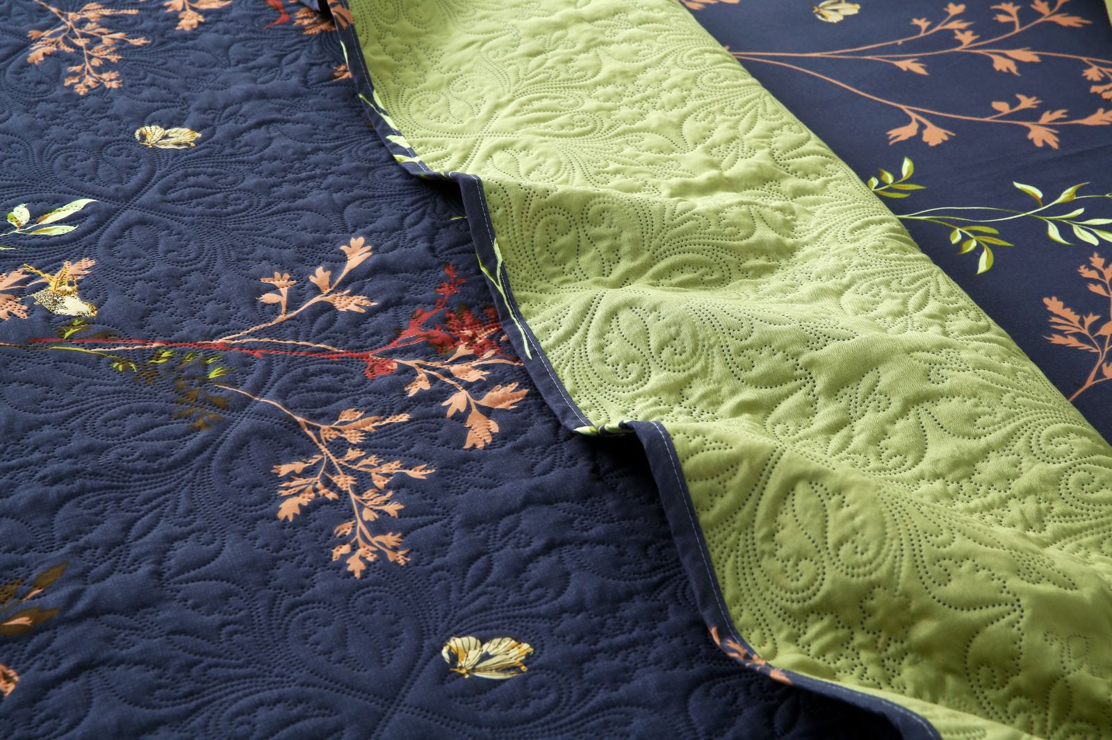 6 PCs Bed Spread Set- Retro Leaf Bed Spread Apricot