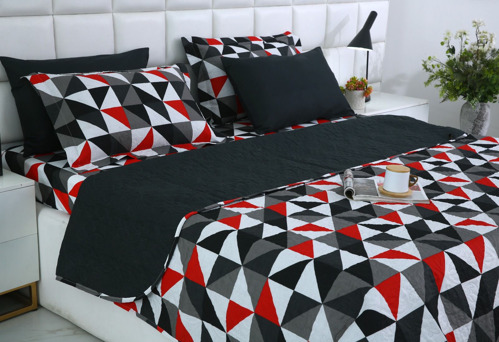 6 PCs Bed Spread Set- Abstract Geometric Bed Spread Apricot