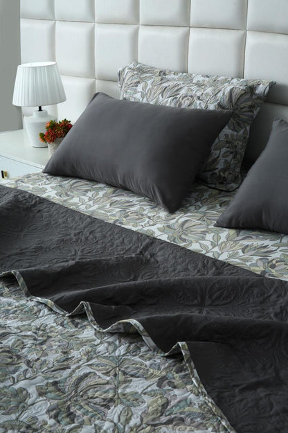 6 PCs Bed Spread Set- Buds Floral Bed Spread Apricot