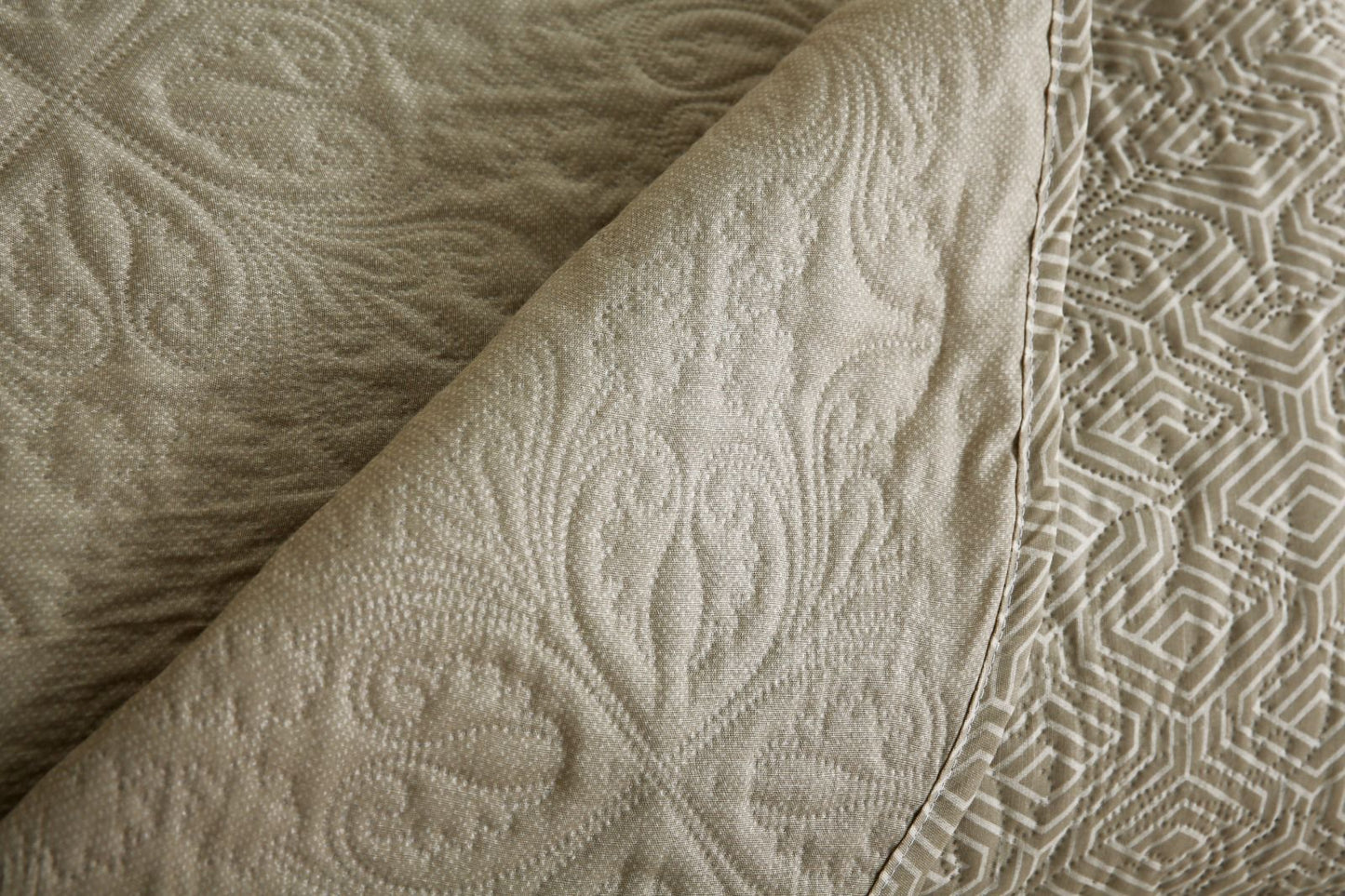 6 PCs Bed Spread Set- Opus Bed Spread Apricot
