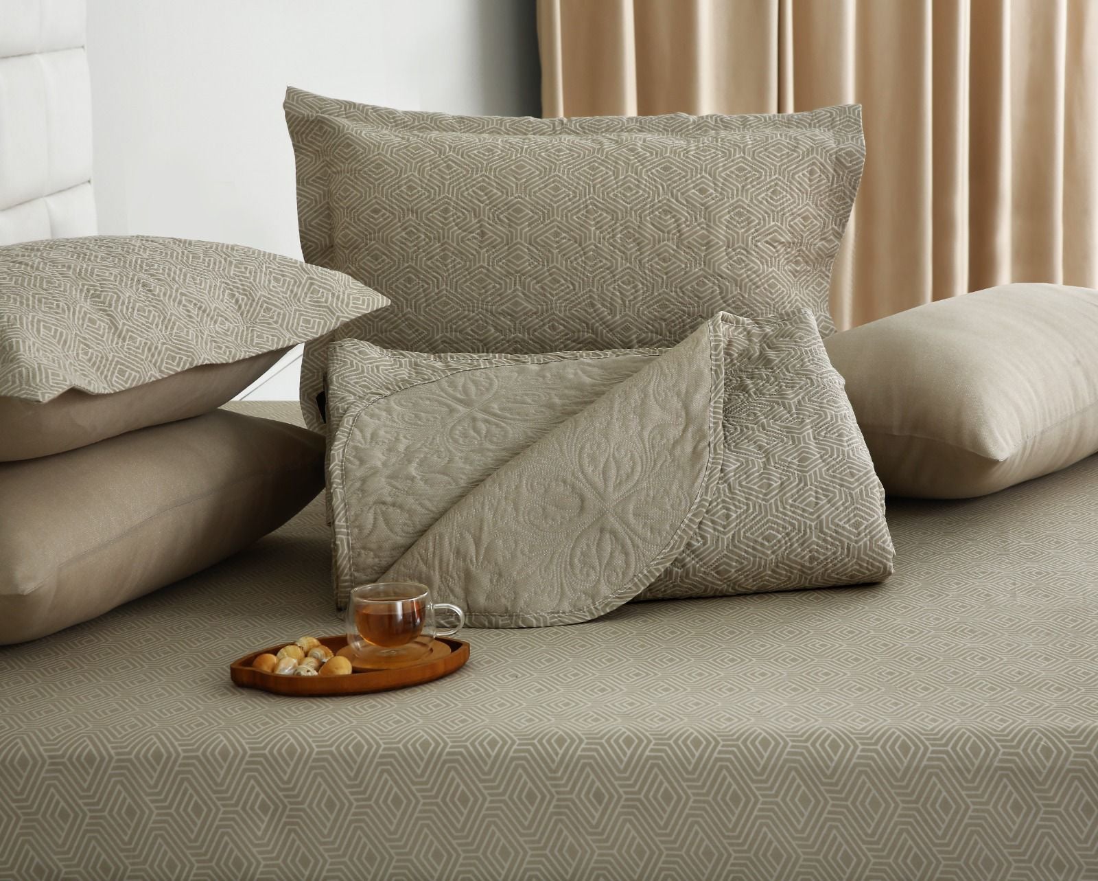 6 PCs Bed Spread Set- Opus Bed Spread Apricot