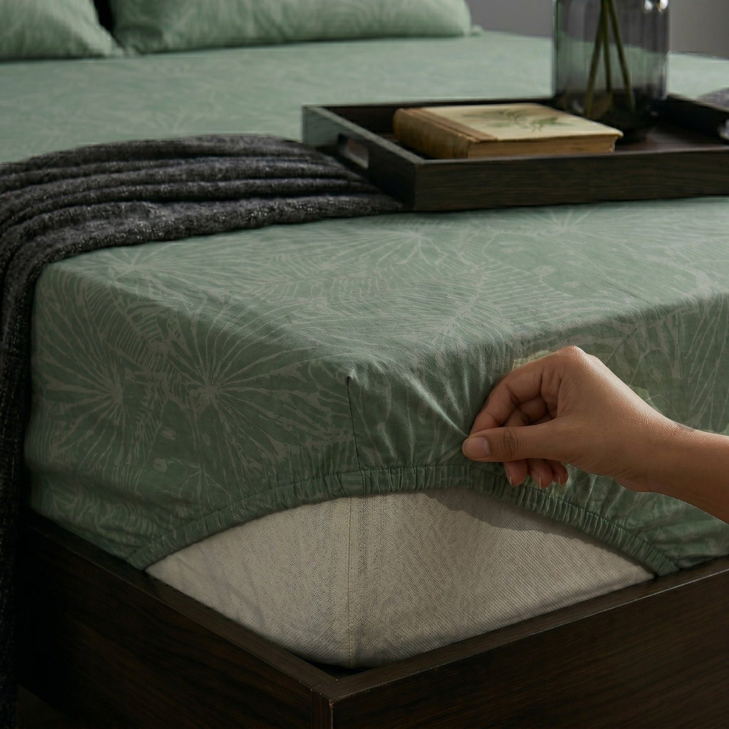 Fitted Bed Sheet- Leaved Vanilla Fitted Sheets Apricot