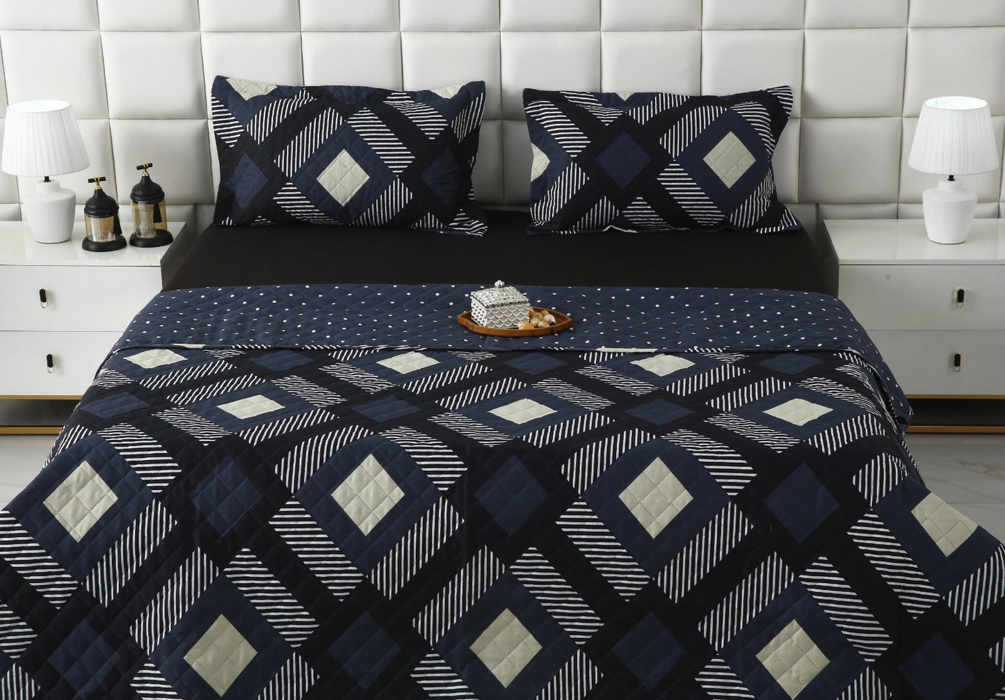 6 PCs Bed Spread Set- Black Art Bed Spread Apricot