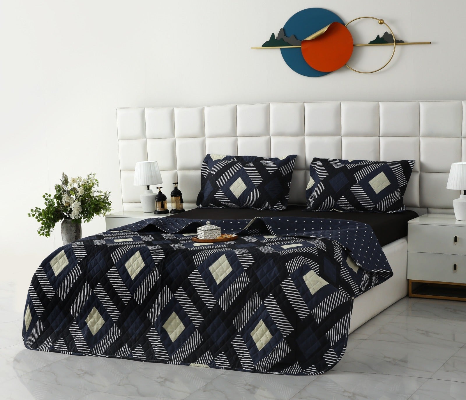 6 PCs Bed Spread Set- Black Art Bed Spread Apricot