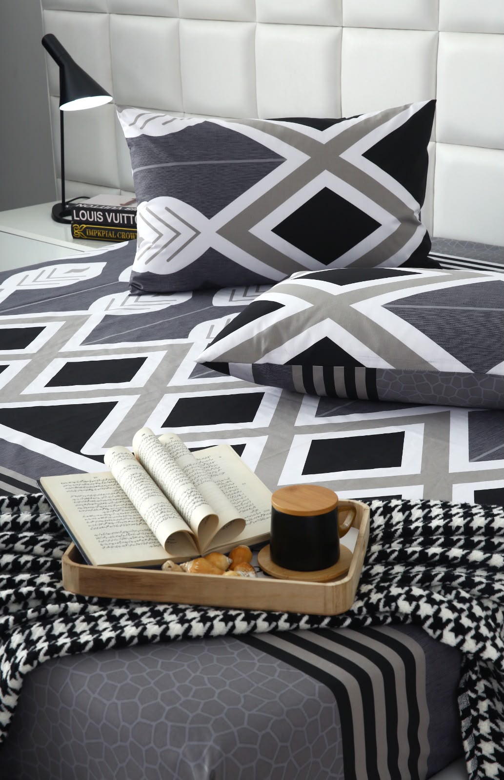 Fitted Bed Sheet- PFT022
