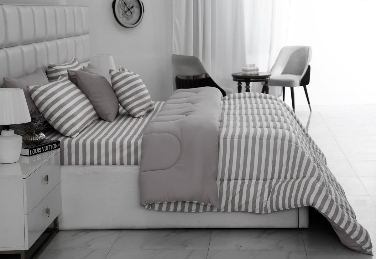8 PCs Winter Razai Set- Beige Stripes