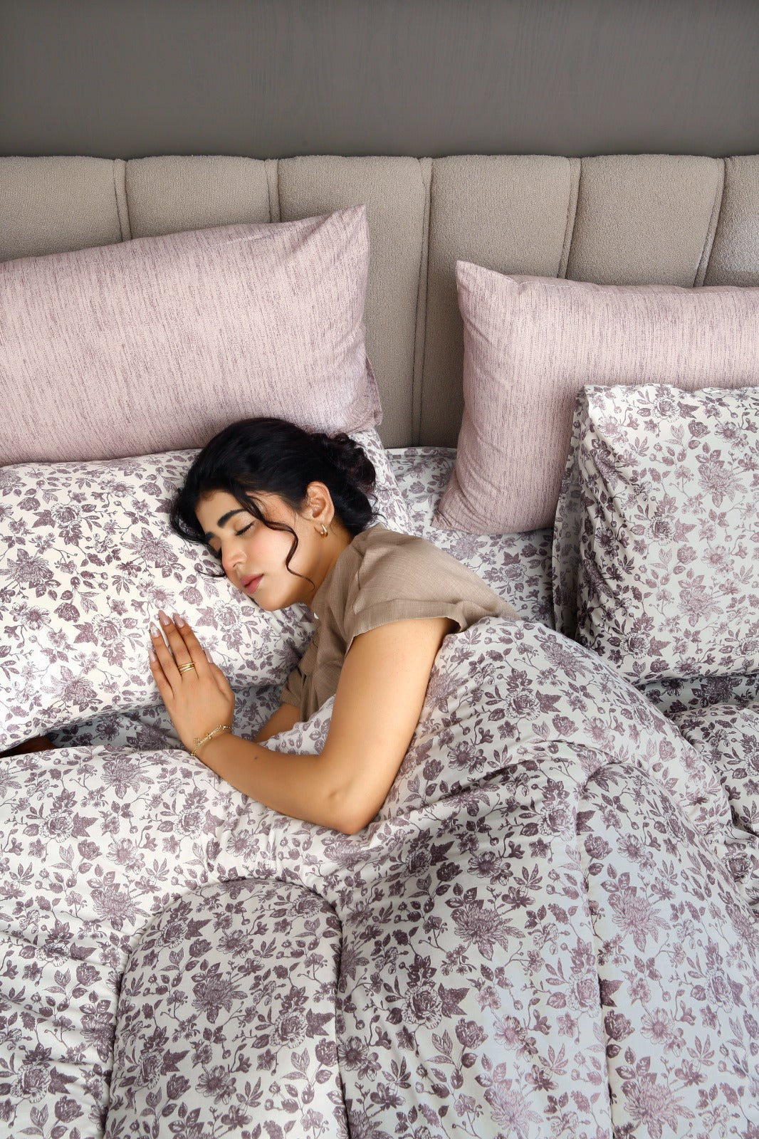 8 PCs Premium Winter Razai Set- Floral whisper Comforters Apricot